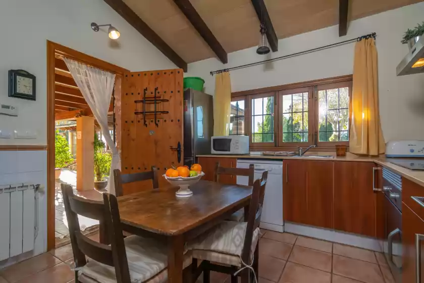 Holiday rentals in Canaus, Porreres