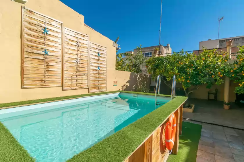 Holiday rentals in Juniper (inca)