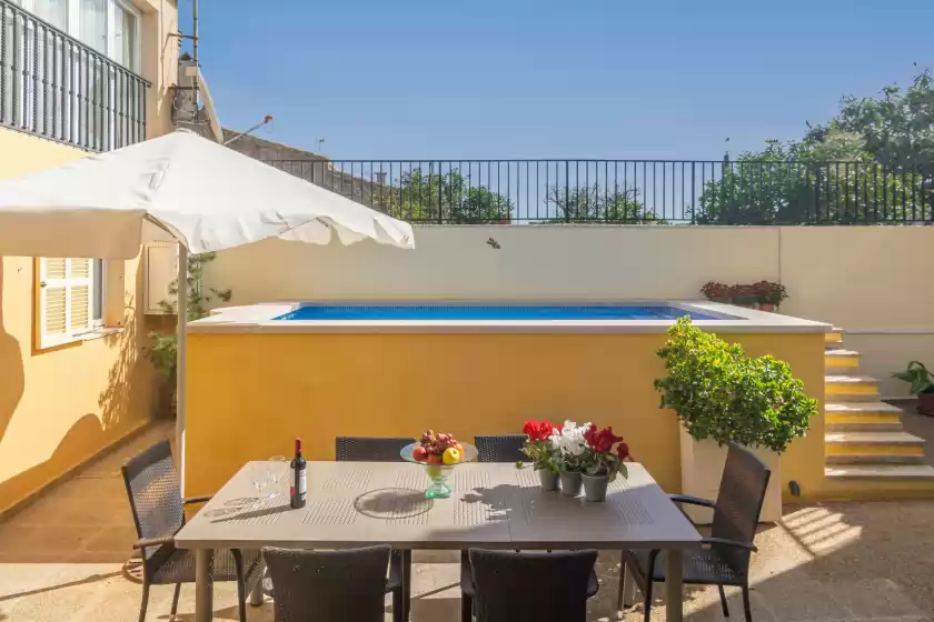 Holiday rentals in Unio 36, Ariany