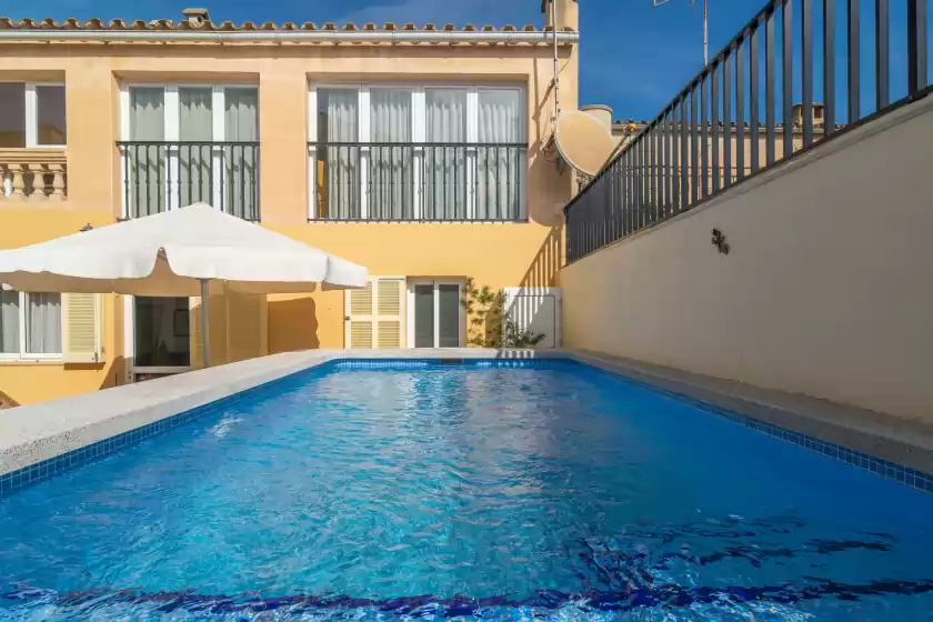 Holiday rentals in Unio 36, Ariany