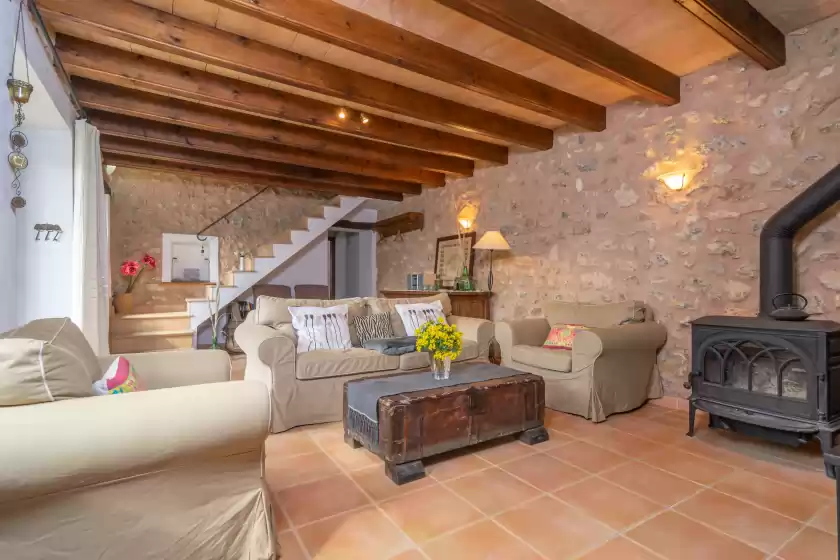 Holiday rentals in Petit son fiol, Alaró