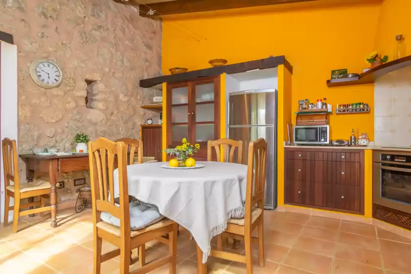 Holiday rentals in Petit son fiol, Alaró