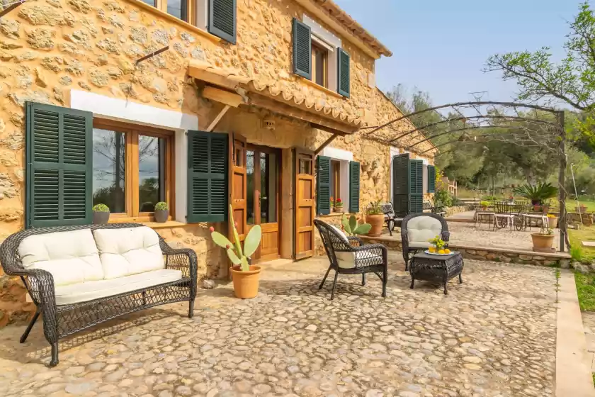 Holiday rentals in Petit son fiol, Alaró