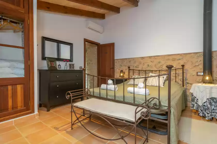 Holiday rentals in Petit son fiol, Alaró