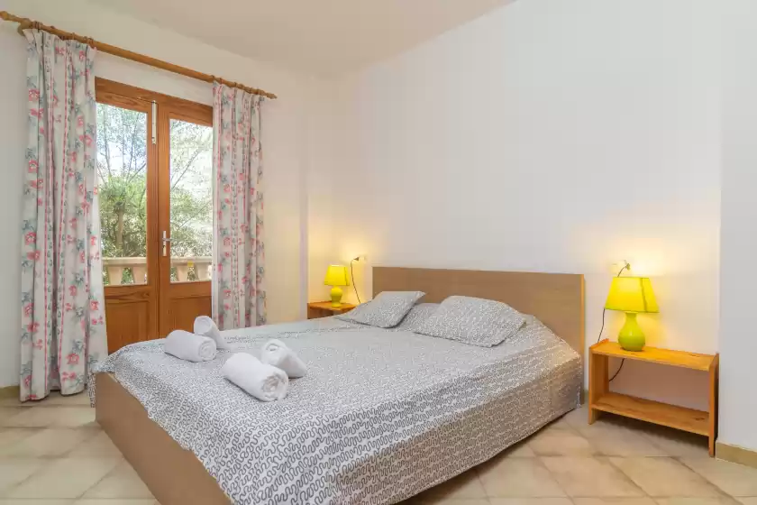 Holiday rentals in Habitatge escorball, sa Ràpita