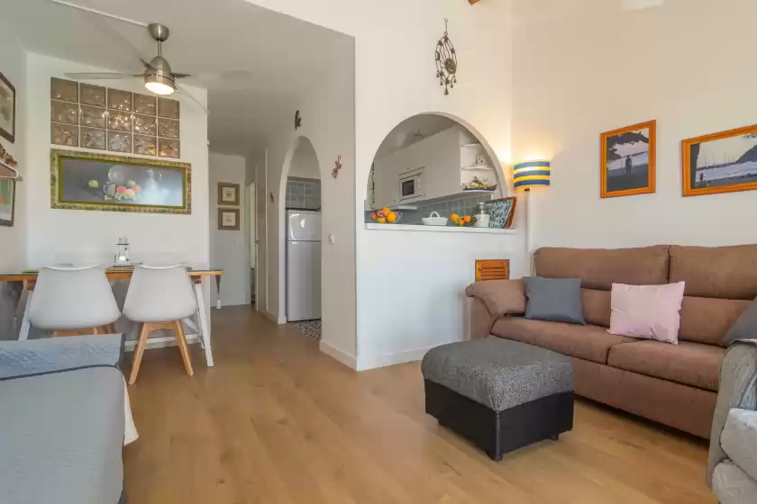 Holiday rentals in Costa arenal 76, Arenal d'en Castell