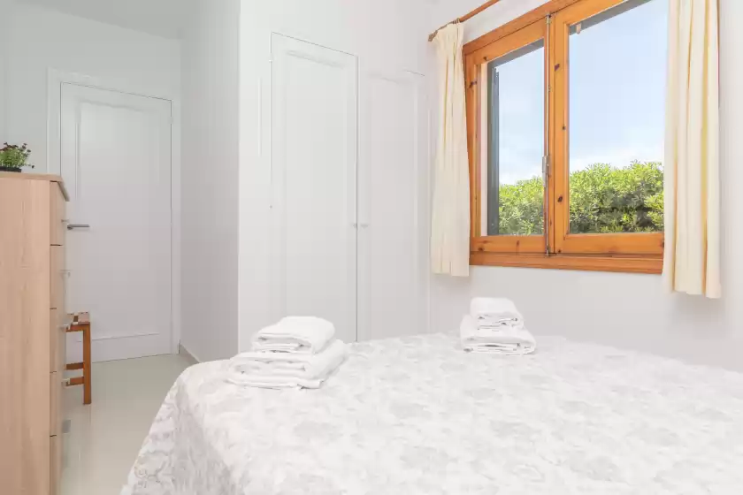 Holiday rentals in Villa victoria, Cala en Porter