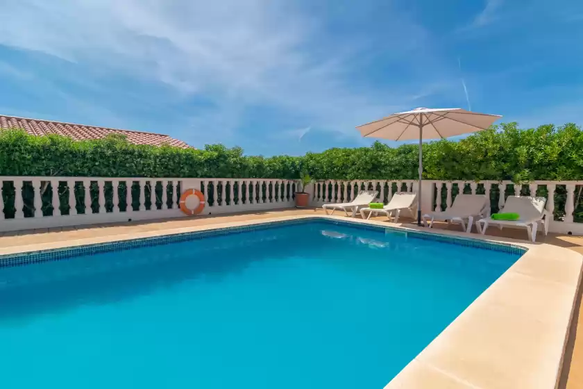 Holiday rentals in Villa victoria
