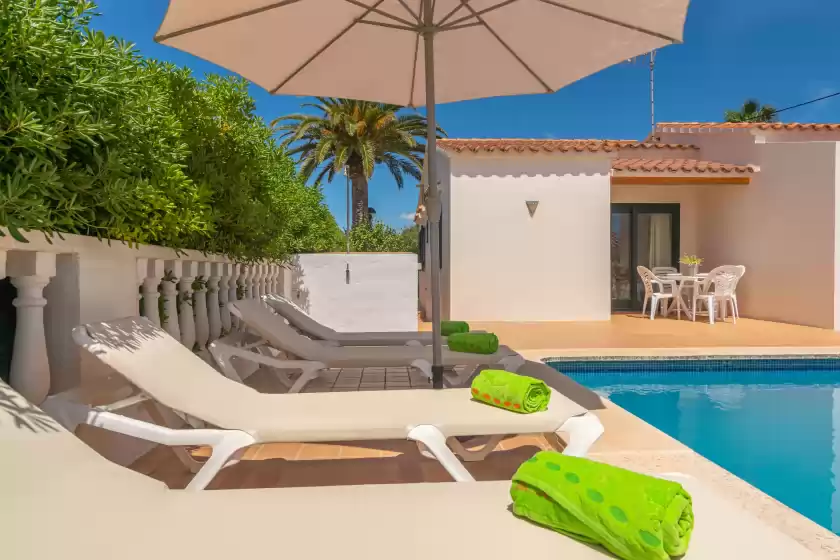 Holiday rentals in Villa victoria, Cala en Porter