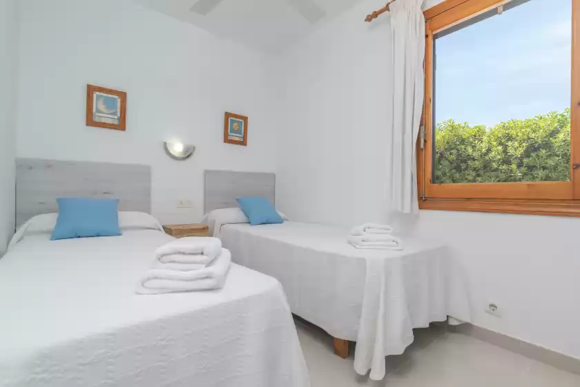 Holiday rentals in Villa victoria, Cala en Porter
