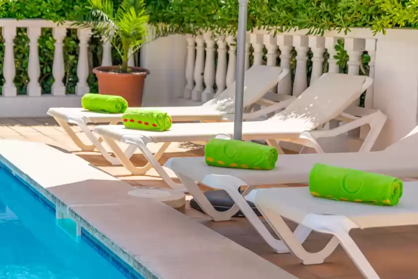 Holiday rentals in Villa victoria, Cala en Porter