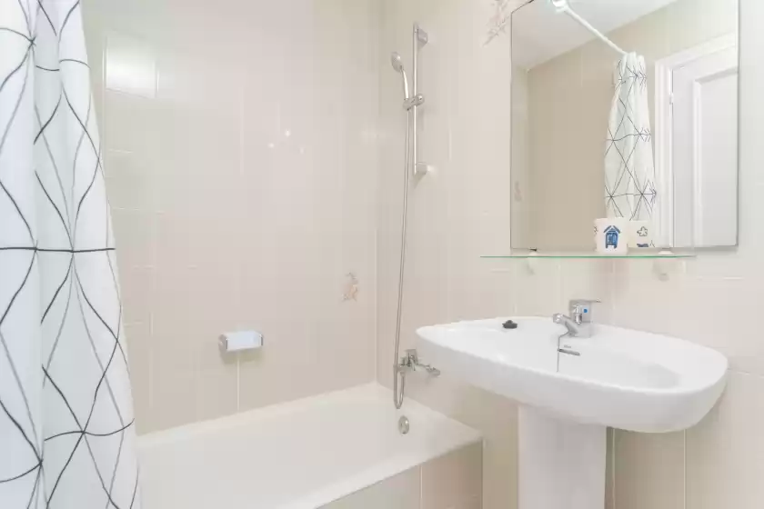 Holiday rentals in Villa victoria, Cala en Porter