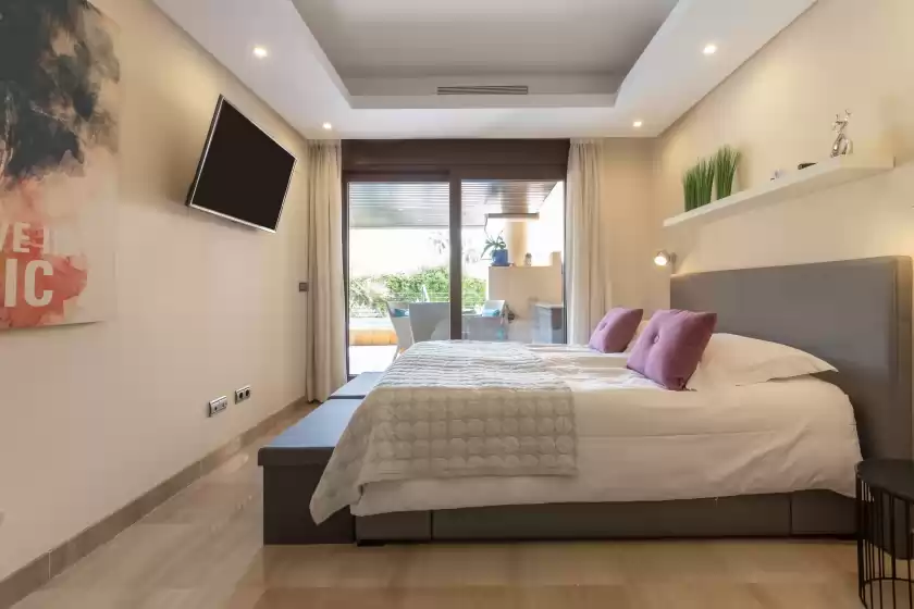 Alquiler vacacional en Bahia de la plata 1d pisc cat 2, Estepona