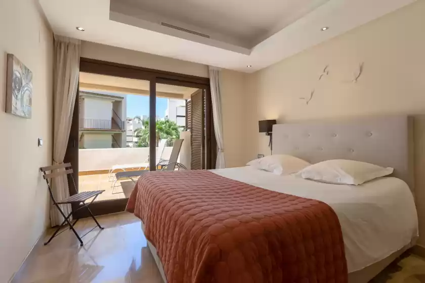 Alquiler vacacional en Bahia de la plata 1d deluxe pisc cat 3, Estepona