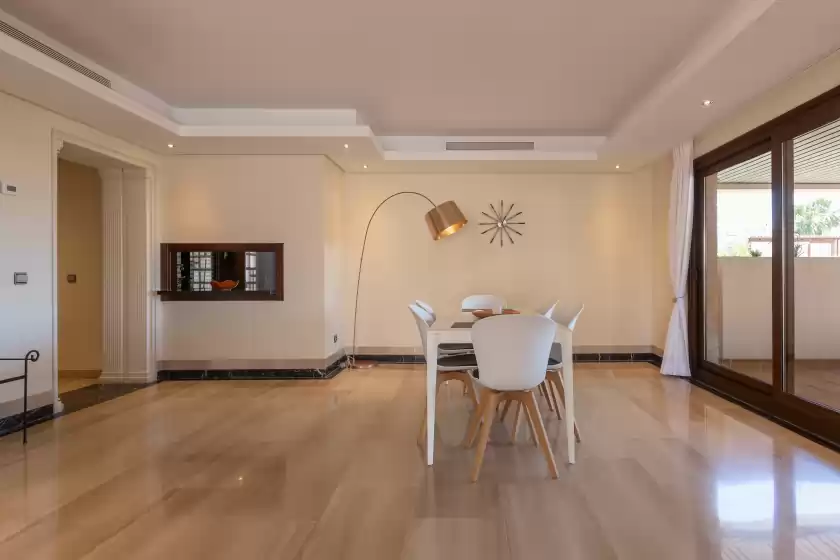 Alquiler vacacional en Bahia de la plata 1d deluxe pisc cat 3, Estepona