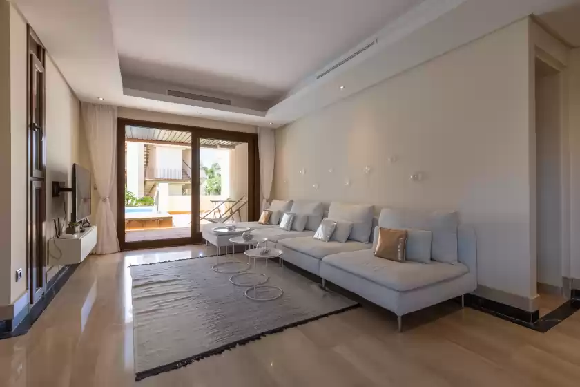 Alquiler vacacional en Bahia de la plata 1d deluxe pisc cat 3, Estepona