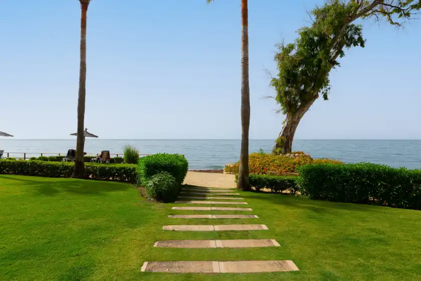Holiday rentals in Bahia de la plata 2d pisc cat 5, Estepona