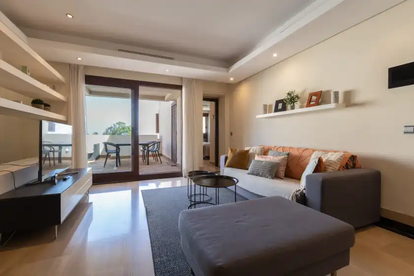 Holiday rentals in Bahia de la plata 2d pisc cat 5, Estepona