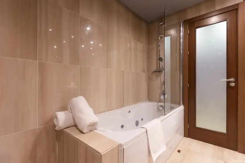 Holiday rentals in Bahia de la plata 2d pisc cat 5, Estepona