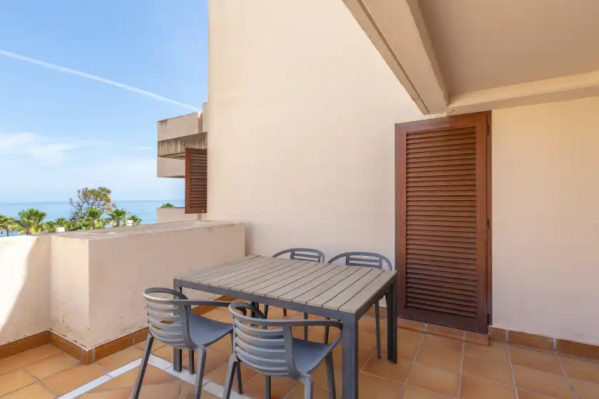 Holiday rentals in Bahia de la plata 2d pisc cat 5, Estepona