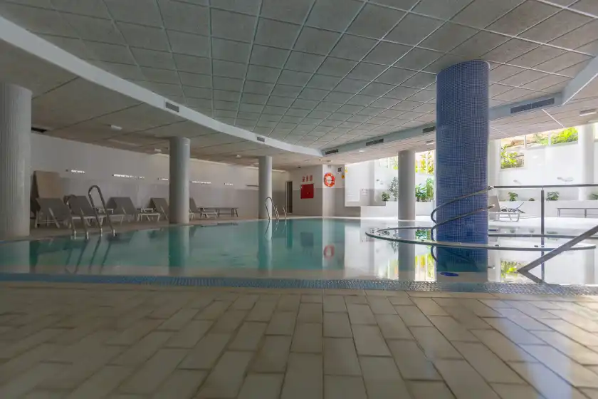 Holiday rentals in Bahia de la plata 2d pisc cat 5, Estepona