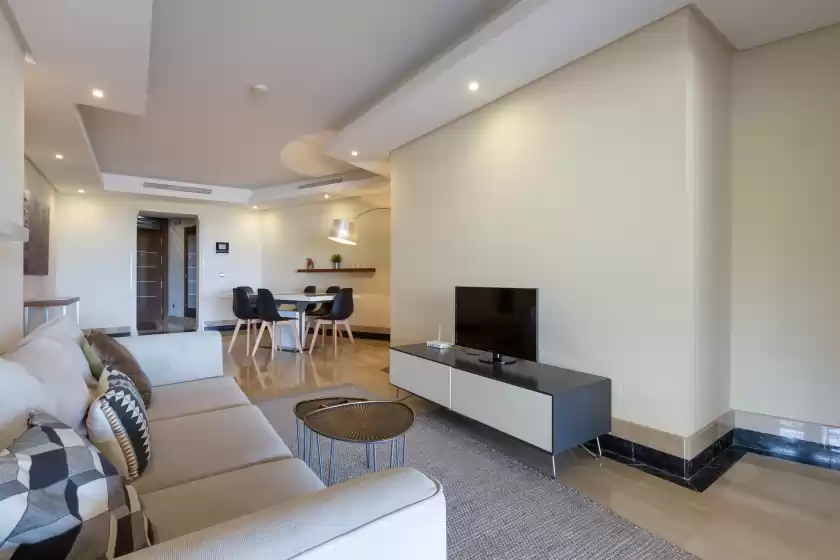 Ferienhaus auf Bahia de la plata 2d atico pisc cat 6, Estepona