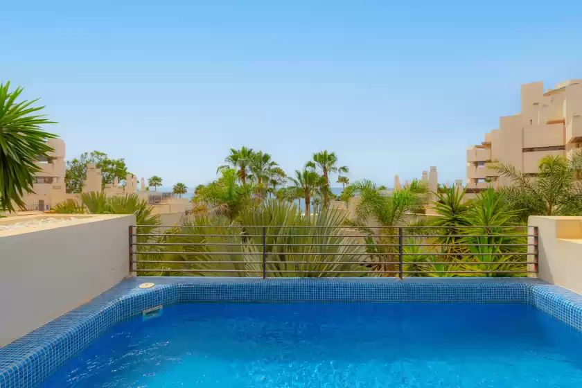 Ferienhaus auf Bahia de la plata 2d atico pisc cat 6, Estepona