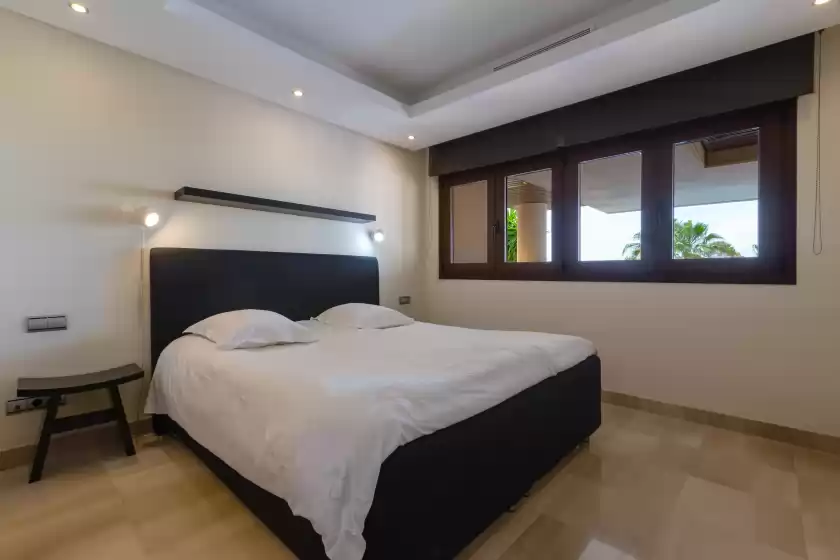 Ferienhaus auf Bahia de la plata 2d atico pisc cat 6, Estepona