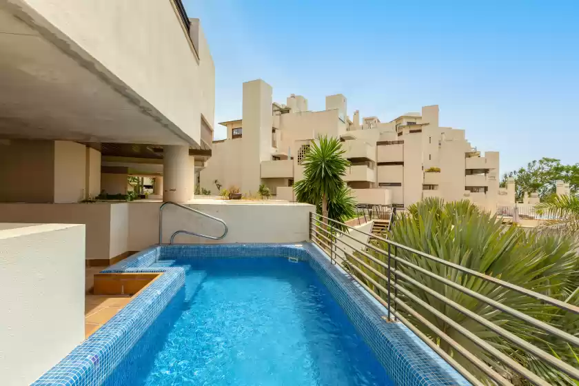 Ferienhaus auf Bahia de la plata 2d atico pisc cat 6, Estepona