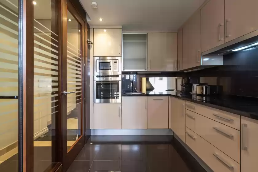 Ferienhaus auf Bahia de la plata 3d atico pisc cat 7, Estepona