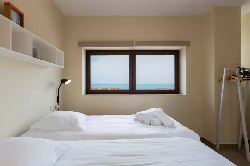 Ferienhaus auf Bahia de la plata 3d atico pisc cat 7, Estepona