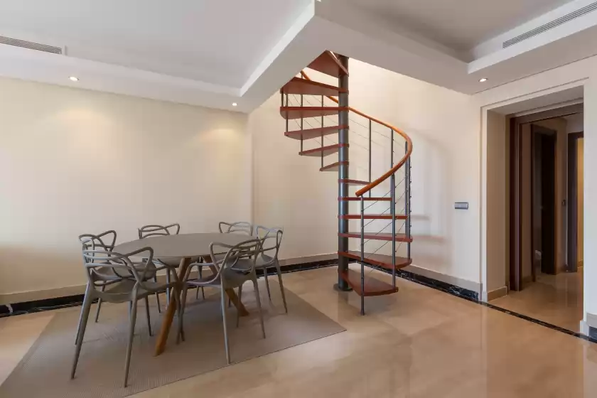 Ferienhaus auf Bahia de la plata 3d atico pisc cat 7, Estepona