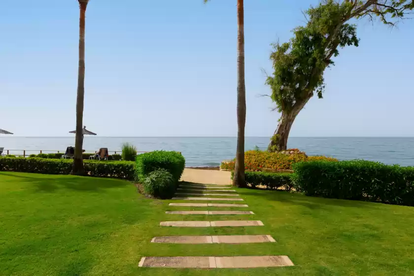 Ferienhaus auf Bahia de la plata 3d atico pisc cat 7, Estepona