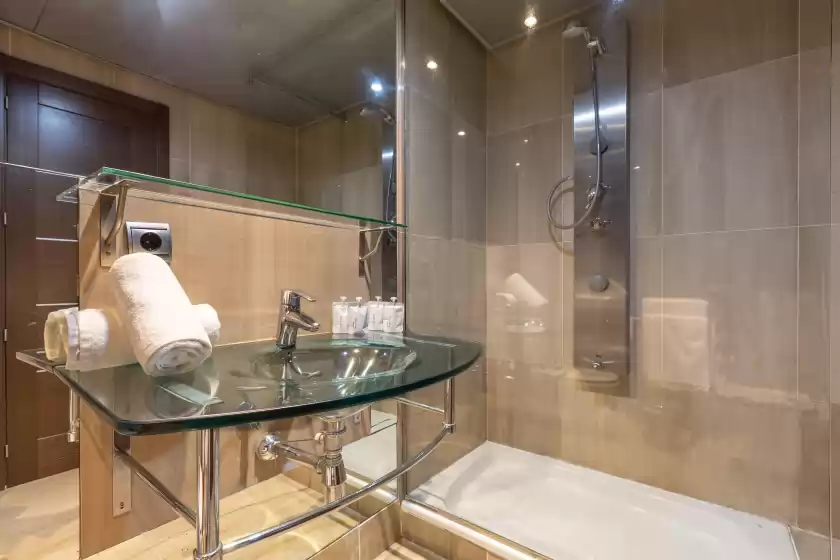Ferienhaus auf Bahia de la plata 3d atico pisc cat 7, Estepona