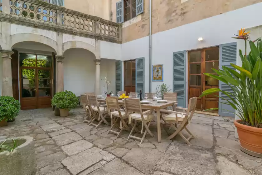 Holiday rentals in Josep sanxo de la jordana 12, Artà