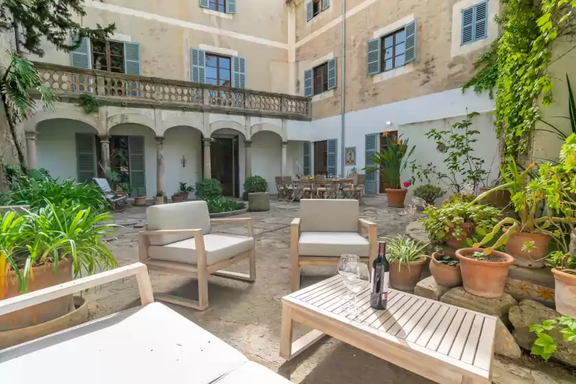 Holiday rentals in Josep sanxo de la jordana 12, Artà