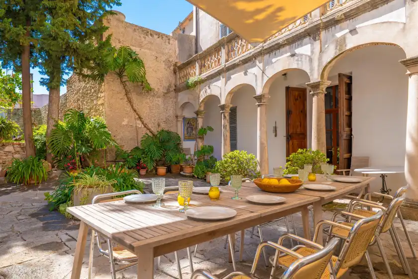 Holiday rentals in Josep sanxo de la jordana 12, Artà