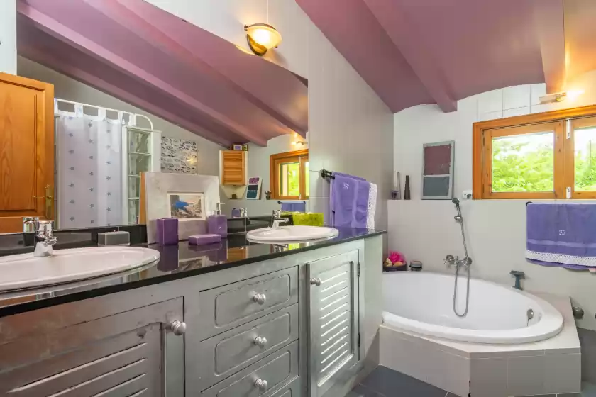 Holiday rentals in Son arboç gran, Algaida
