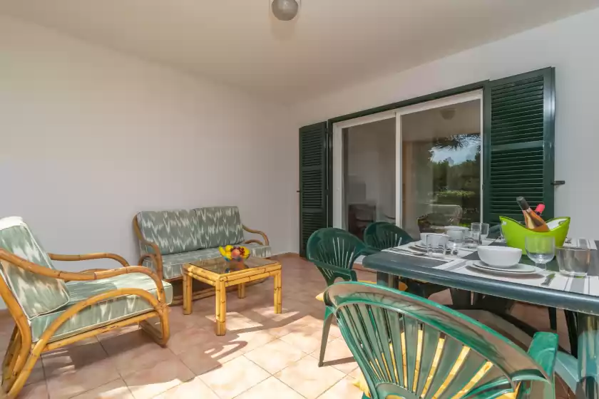 Holiday rentals in Barca trencada, es Cap des Moro
