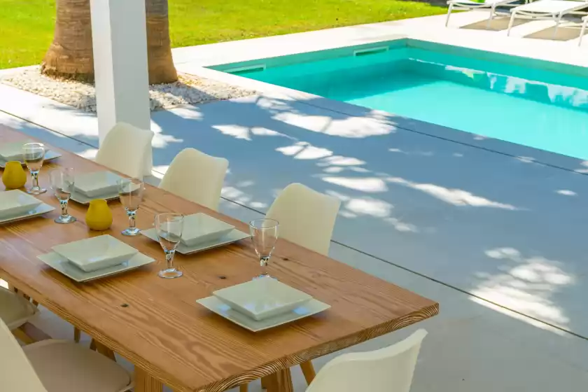 Holiday rentals in Casa blanca nº 1, Costa des Pins