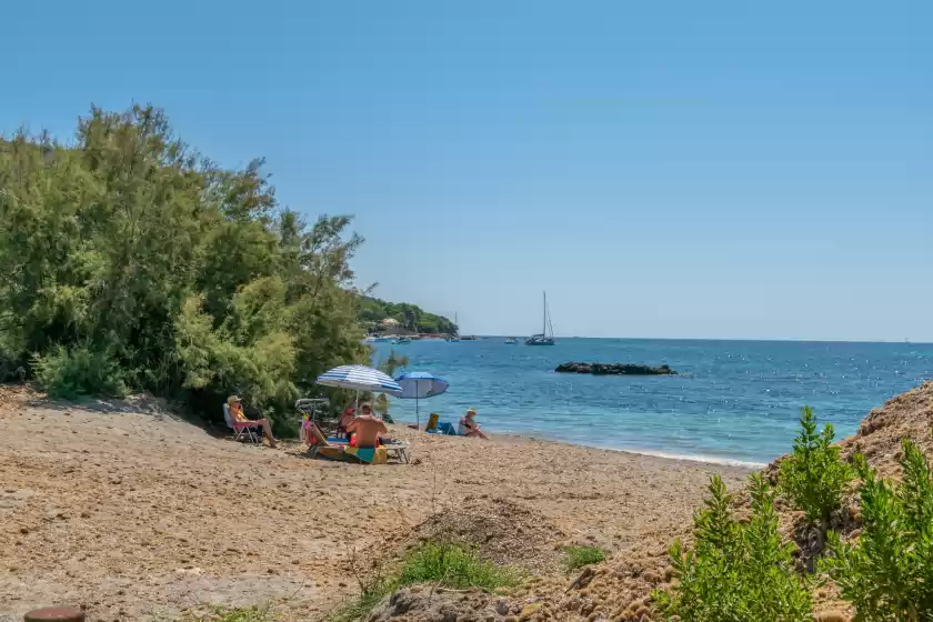 Holiday rentals in Casa blanca nº 1, Costa des Pins