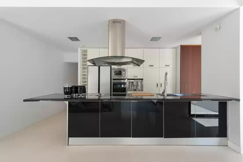 Holiday rentals in Casa blanca nº 1, Costa des Pins