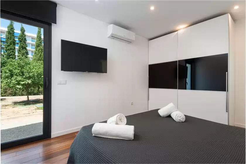 Holiday rentals in Casa blanca nº 1, Costa des Pins