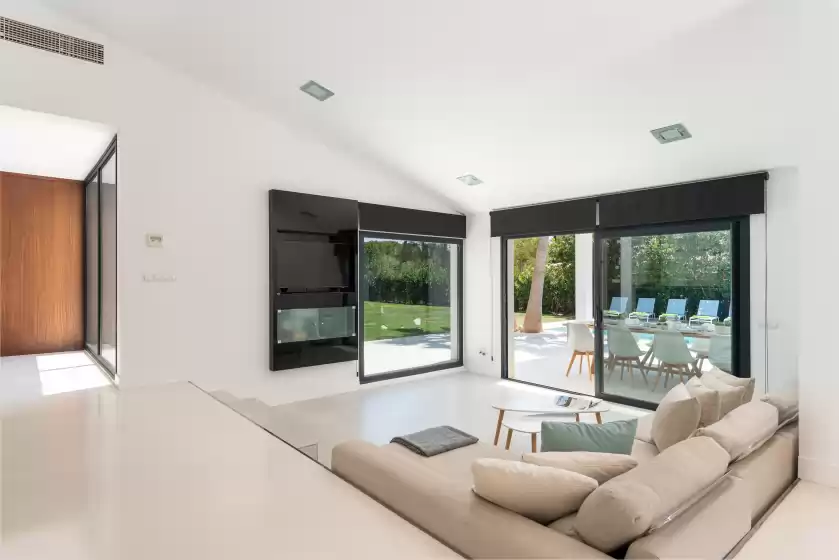 Holiday rentals in Casa blanca nº 1, Costa des Pins