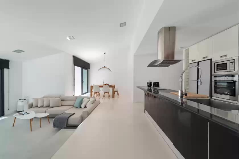 Holiday rentals in Casa blanca nº 1, Costa des Pins