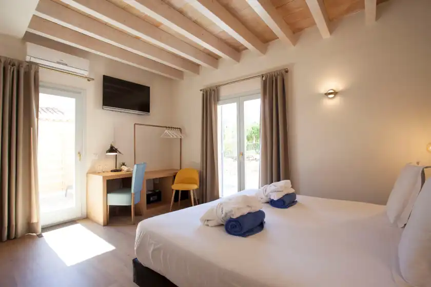 Holiday rentals in Es corte vell (house 20), Bunyola