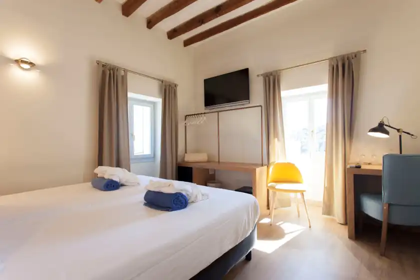 Holiday rentals in Es corte vell (house 20), Bunyola