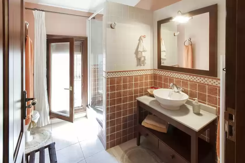 Holiday rentals in Llaurada, Benimeli