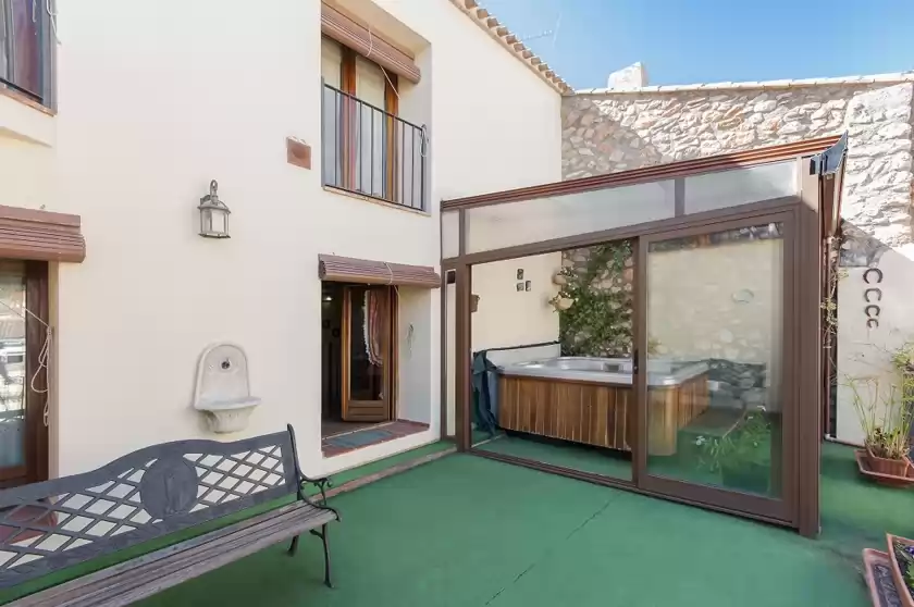 Holiday rentals in Llaurada, Benimeli