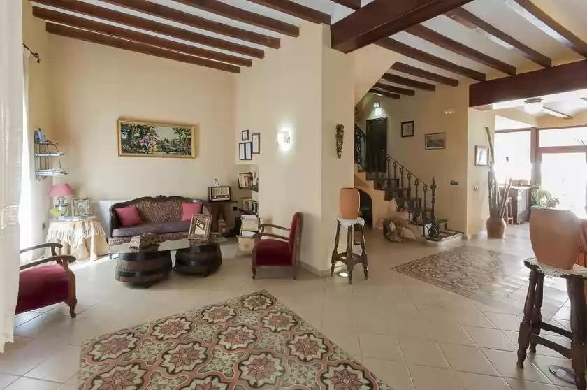 Holiday rentals in Llaurada, Benimeli